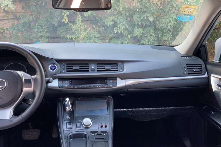 Used Lexus CT 2012 CT200h Premier Edition
