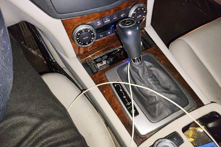 Used Mercedes-Benz C-Class 2008 C 200K Standard Model Gear Lever