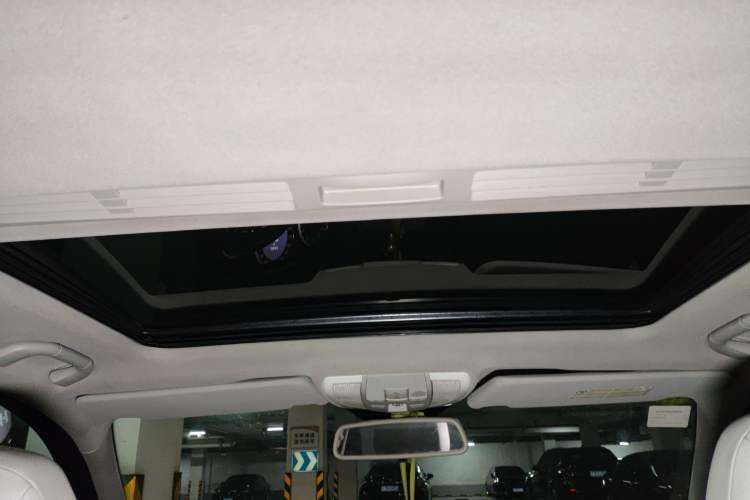 Used Mercedes-Benz C-Class 2008 C 200K Standard Model Headliner