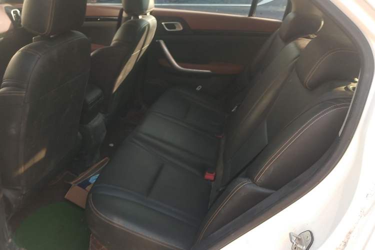 Used Dongfeng Aeolus AX4 2017 1.6L Manual ChaoShang Model