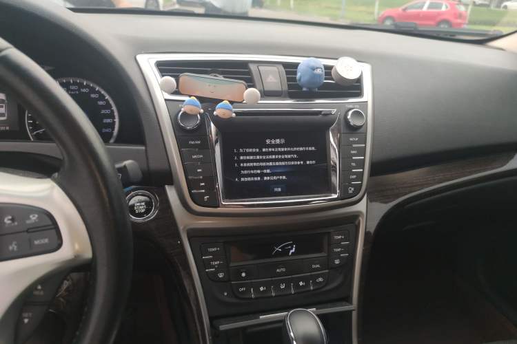 Used Changan Raeton 2013 1.8T Automatic Prestige Model