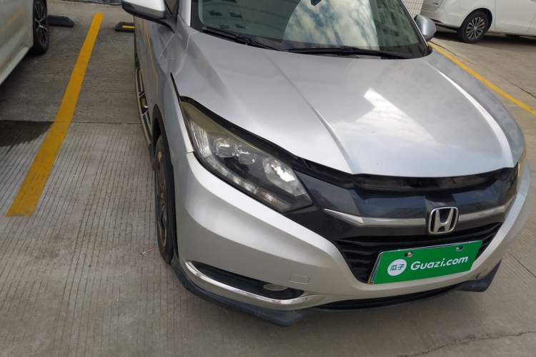 Used Honda Vezel 2015 1.8L CVT 2WD Luxury Model
