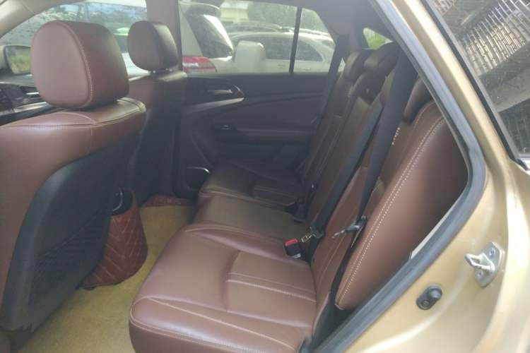 Used BYD Tang New Energy 2015 2.0T Four-Wheel-Drive Flagship Model Left Rear Seat