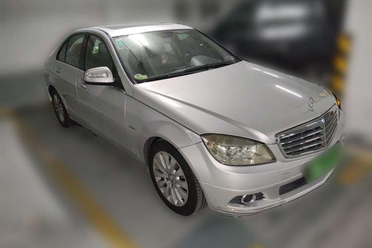 Used Mercedes-Benz C-Class 2008 C 200K Standard Model Front Right 45 Deg