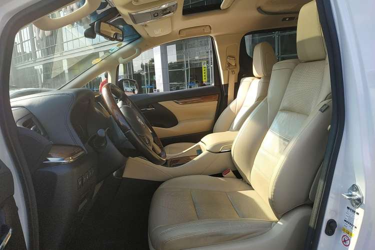 Used Toyota Alphard 2018 3.5L Prestige Edition
