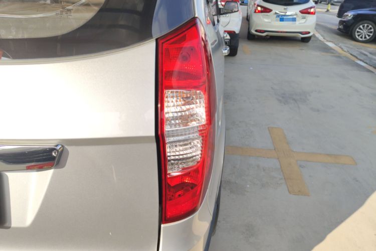Used Wuling Hongguang 2014 1.5L S Comfort Model
