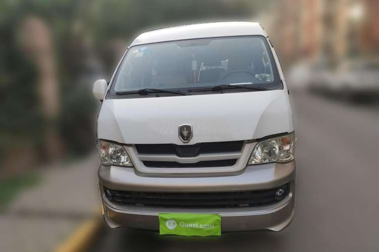 Used Jinbei Hiace 2014 2.2L Luxury Version V22