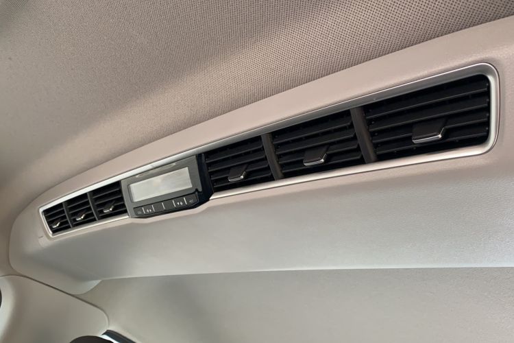 Used JAC Refine M4 2019 Business Series 2.0L Manual - China VI Standard
