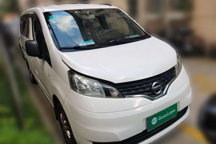 Used Nissan NV200 2013 1.6L Luxury Model China IV Standard Front Right 45 Deg