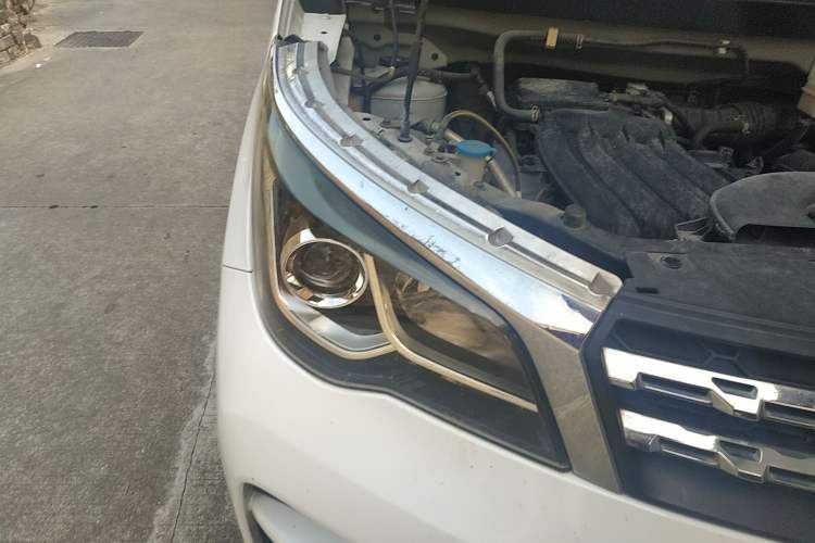 Used Venucia M50V 2017 1.6L XL CVT Luxury Edition