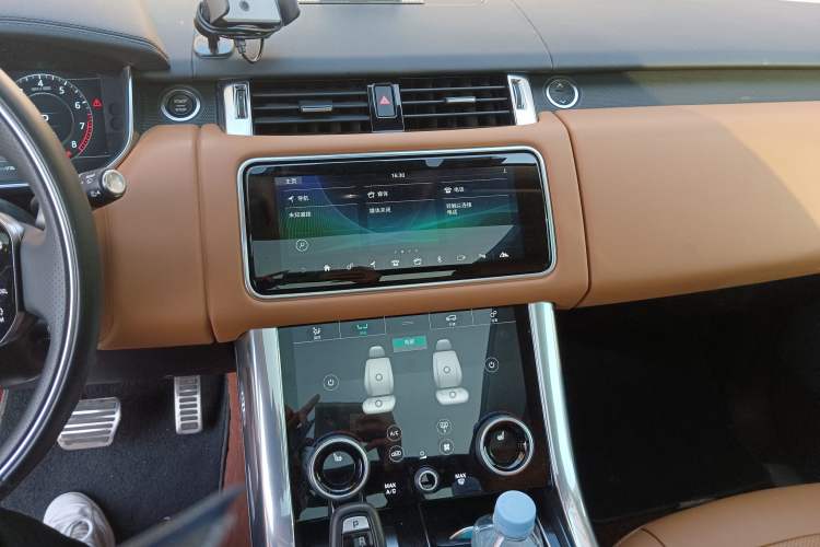 Used Land Rover Range Rover Sport 2022 3.0 L6 YAO Black Edition