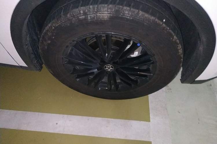 Used Venucia V 2021 260T Idol Edition
