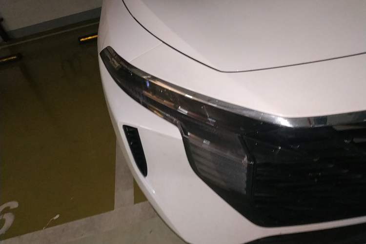 Used Venucia V 2021 260T Idol Edition
