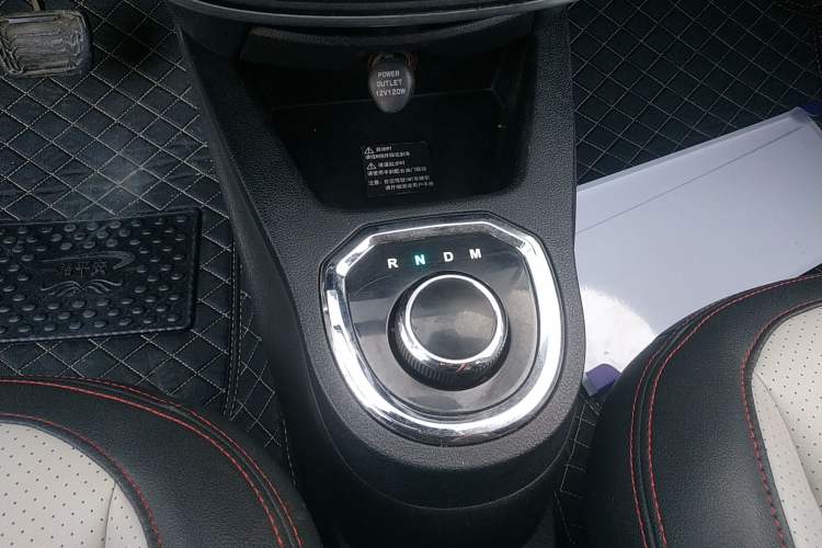 Used Geely Auto Panda 2016 1.0L IMT Cool Fun Edition