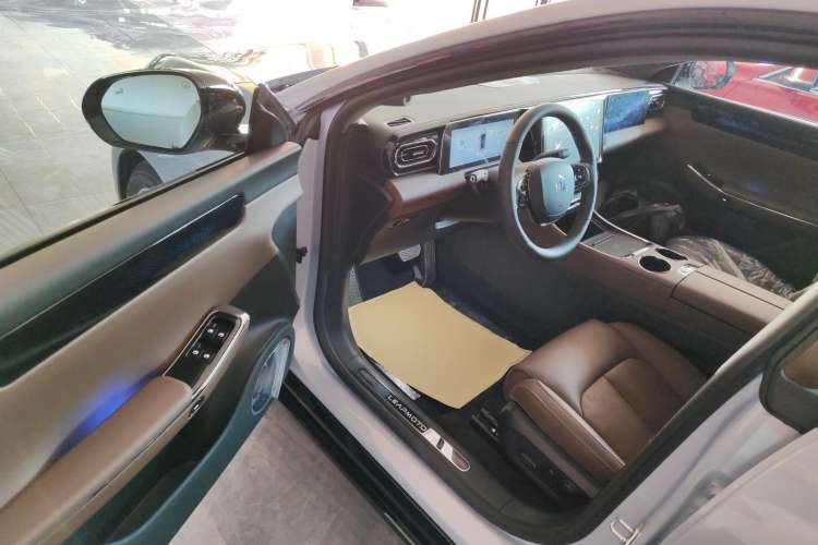 Used Leapmotor C01 2023 Range-Extended 316 Smart Edition
