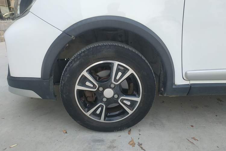 Used Geely Auto Panda 2016 1.0L IMT Cool Fun Edition