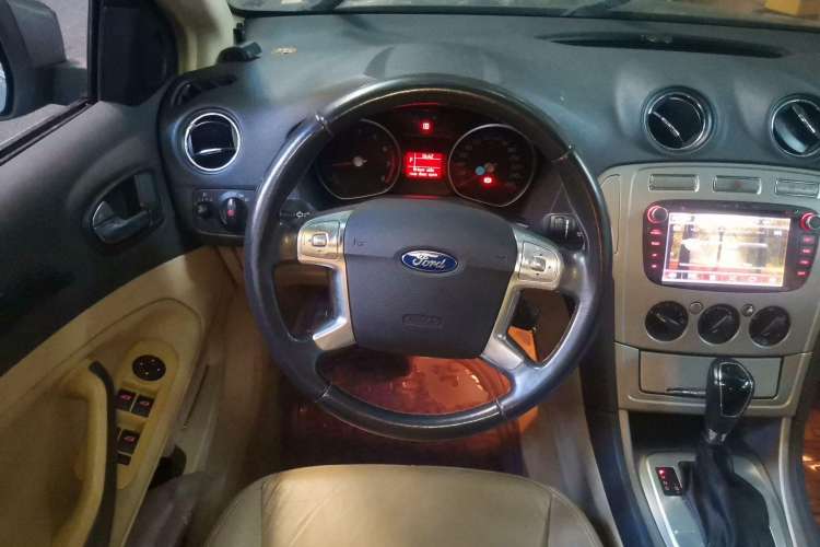 Used Ford Mondeo 2007 2.3L Fashion Edition
