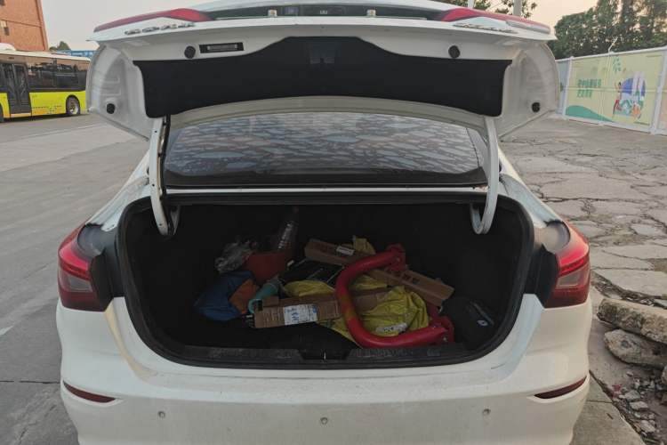 Used CHANGAN Eado New Energy 2019 EV460 Smart Edition
