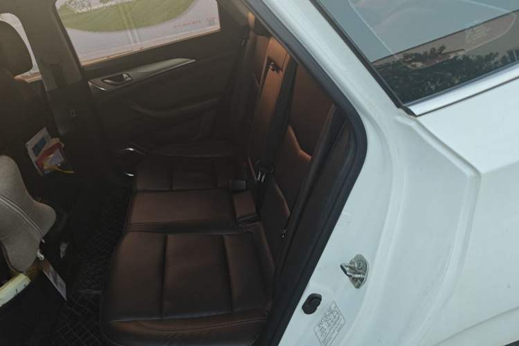 Used CHANGAN Eado New Energy 2019 EV460 Smart Edition
