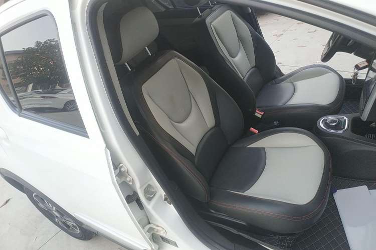 Used Geely Auto Panda 2016 1.0L IMT Cool Fun Edition