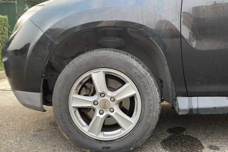 Used BYD S6 2014 1.5TI Manual Luxury 7-Seater
