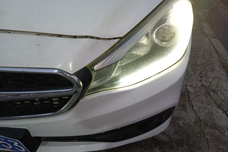 Used Soueast V5 Lingzhi 2017 1.5L Manual New Generation Model Left Front Headlight