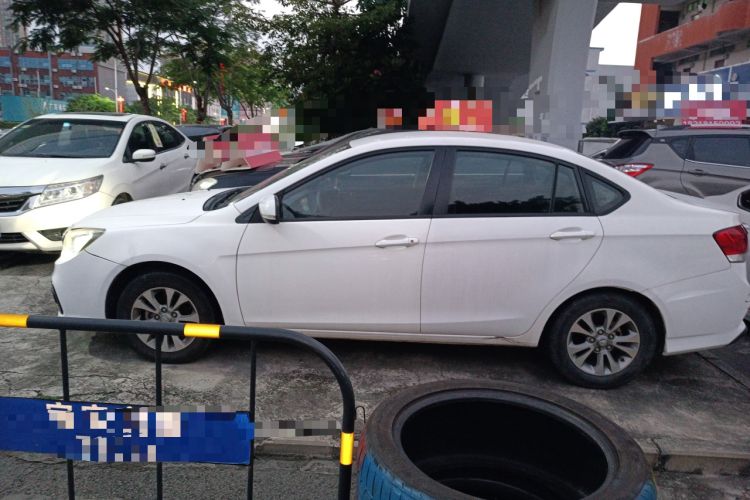 Used Soueast V5 Lingzhi 2017 1.5L Manual New Generation Model Left Side