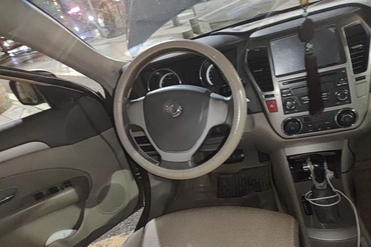 Used Dongfeng Aeolus A60 2014 1.6L Automatic Luxury Model