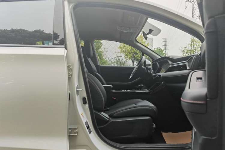 Used GAC Trumpchi GS4 New Energy 2020 1.5T PHEV Smart Enjoyment Version Interior 8