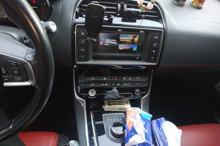 Used Jaguar XE 2017 2.0T 200 PS R-Sport