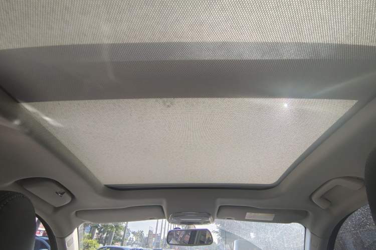 Used Zotye SR7 2016 1.5T CVT Cube Heart Edition China V Standard