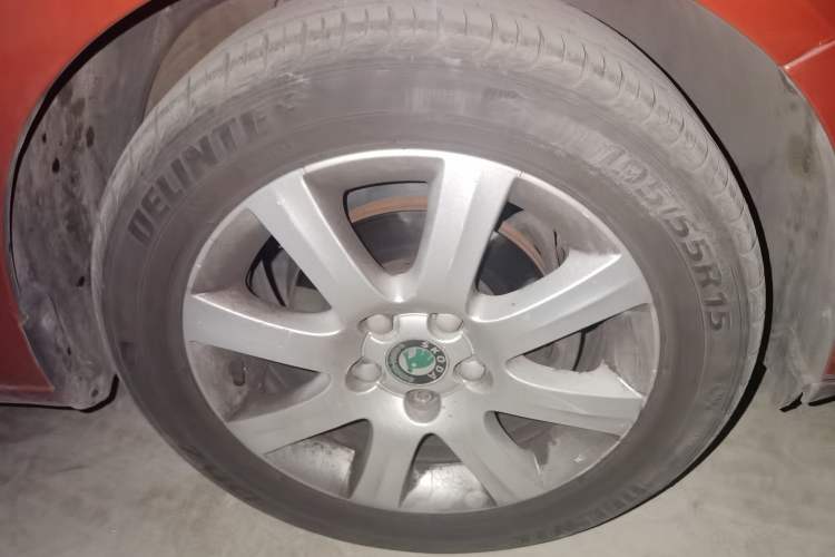 Used Skoda Fabia 2011 1.4L Manual Crystal Edition
