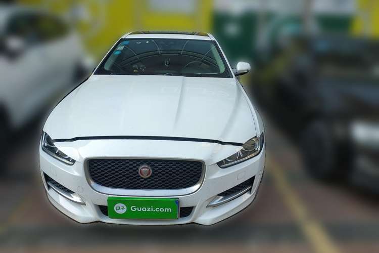 Used Jaguar XE 2017 2.0T 200 PS R-Sport