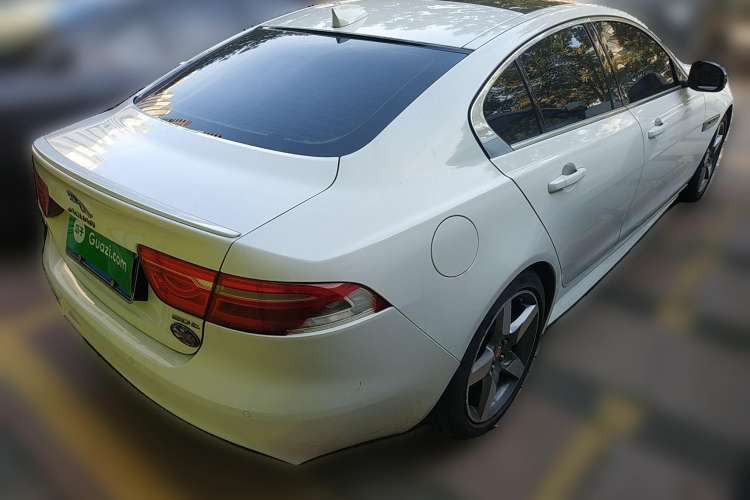 Used Jaguar XE 2017 2.0T 200 PS R-Sport