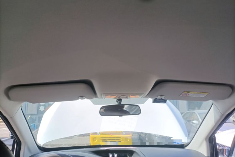 Used Haima V70 2016 2.0L Manual - Enjoyment Version 6 Seats