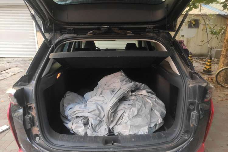 Used Dongfeng Aeolus Yixuan GS 2021 230T Automatic Star-Chasing Warrior Edition Trunk