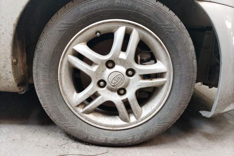 Used Kia 2008 European-style 1.6 MT GL
