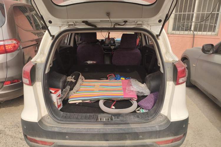 Used JAC Refine S3 2017 1.5L Manual Luxury Smart Model Trunk