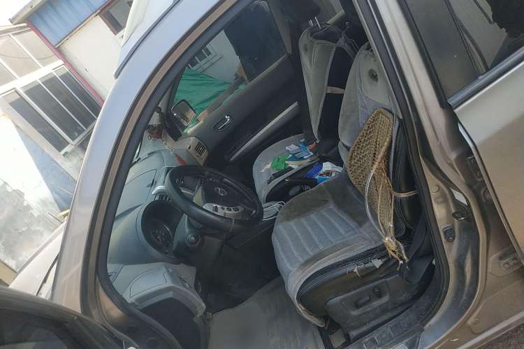 Used Nissan X-Trail 2010 2.5L CVT Luxury Edition 4WD Left Front Seat