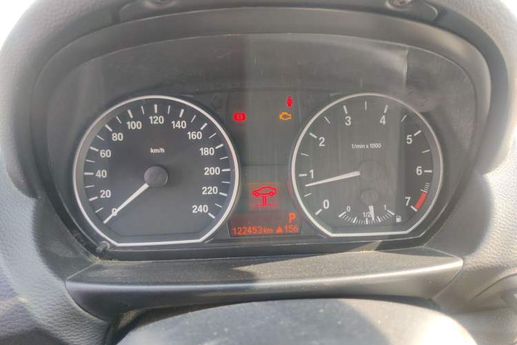 Used BMW 1 Series 2011 120i two-door coupe
