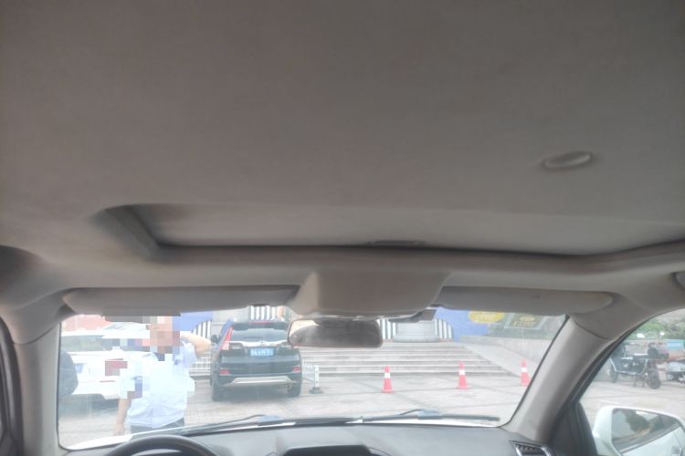 Used Land X8 2015 Explorer Edition 2.0T Gasoline 4x4 Ultra-Luxury Model