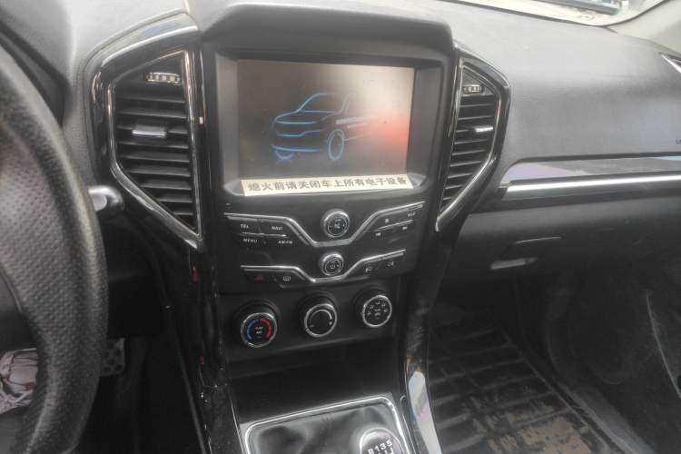 Used Land X8 2015 Explorer Edition 2.0T Gasoline 4x4 Ultra-Luxury Model