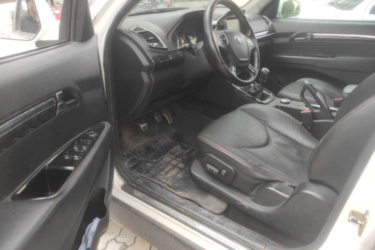 Used Land X8 2015 Explorer Edition 2.0T Gasoline 4x4 Ultra-Luxury Model