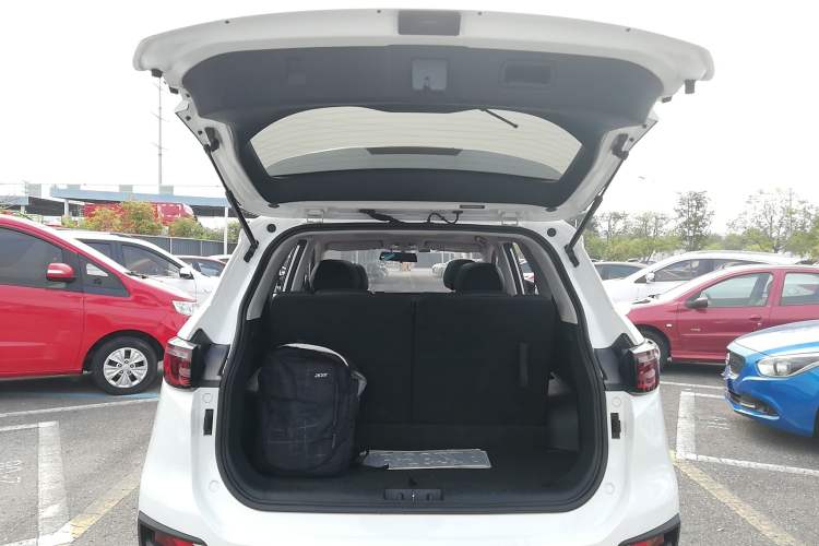 Used SOL X8 2021 300T DCT Leading Smart Connectivity Version 6 Seats