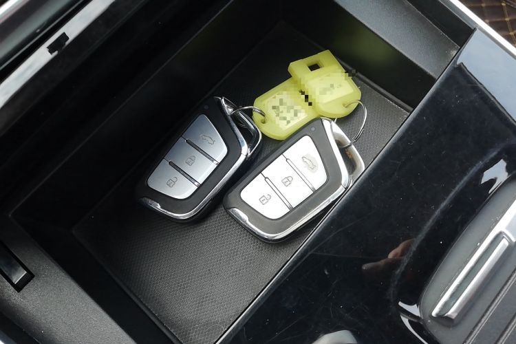 Used SOL X8 2021 300T DCT Leading Smart Connectivity Version 6 Seats