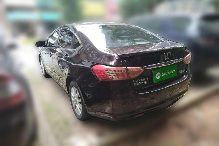 Used Luxgen 5 2014 Dance Limited Edition 1.8T Automatic Luxury Version
