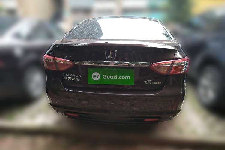 Used Luxgen 5 2014 Dance Limited Edition 1.8T Automatic Luxury Version
