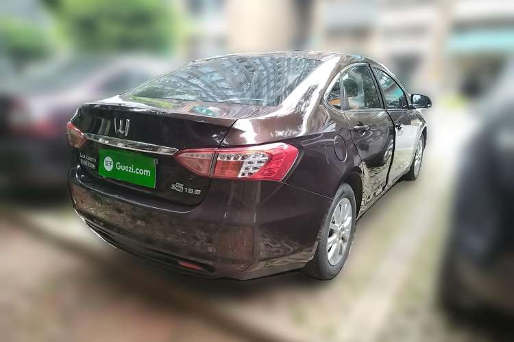 Used Luxgen 5 2014 Dance Limited Edition 1.8T Automatic Luxury Version
