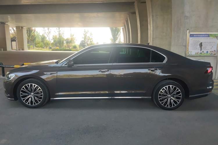 Used Volkswagen Phideon 2016 380TSI Two-Wheel-Drive Supreme Edition