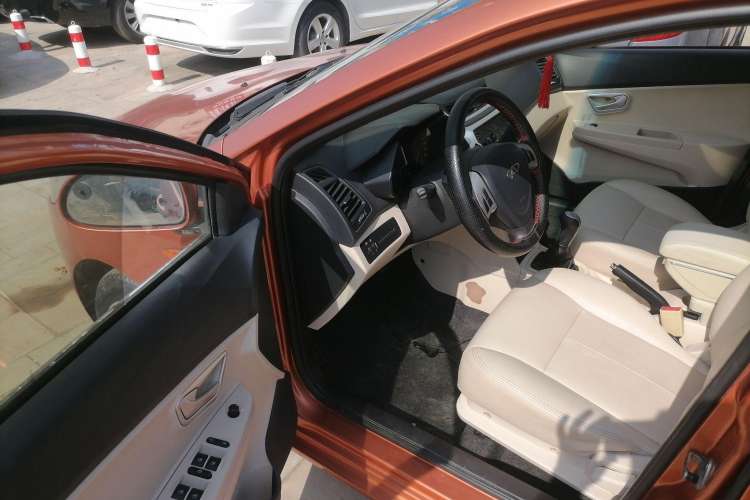 Used Chery Fengyun 2 2013 Hatchback 1.5L Manual Ruiyi Edition
